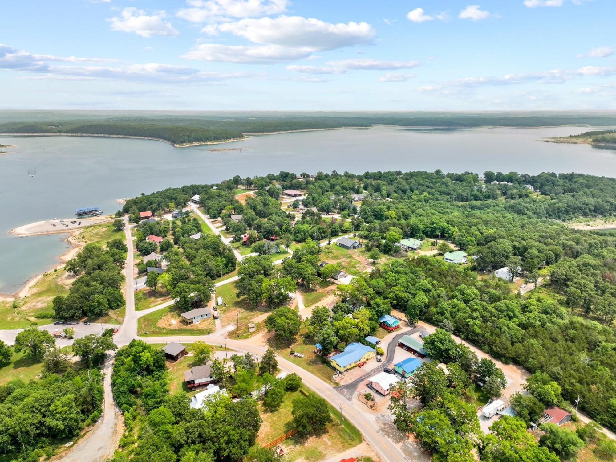 Diamond City Lakeside Resort Exterior photo
